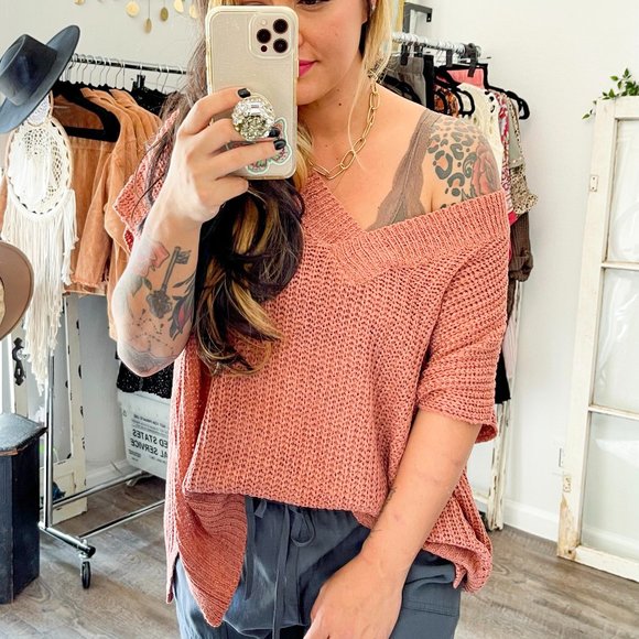 The House Of Gentry Sweaters - GINGER Vneck Short Sleeve Sweater Vest